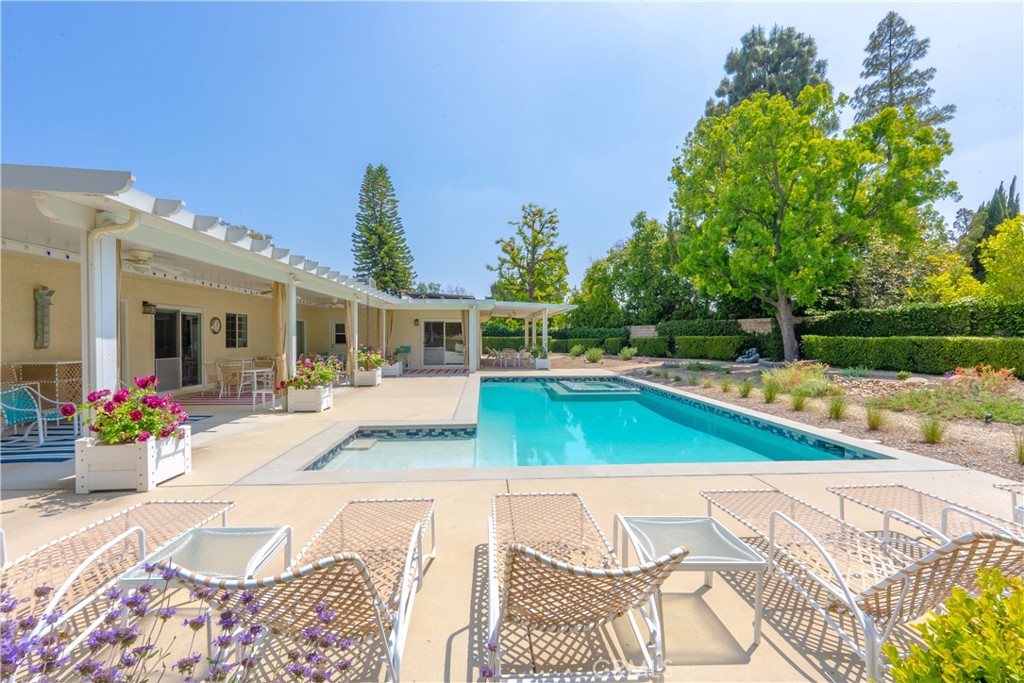 20306 Coraline Circle Property Photo