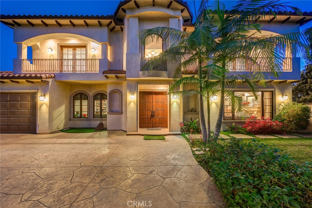 12530 Collins Street Property Photo