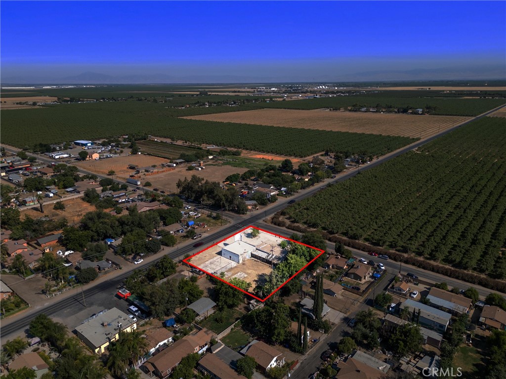18499 Shafter Avenue Property Photo 7