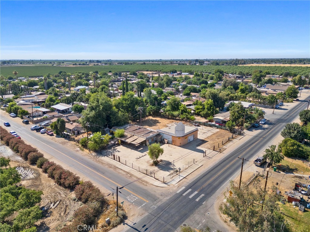 18499 Shafter Avenue Property Photo 8