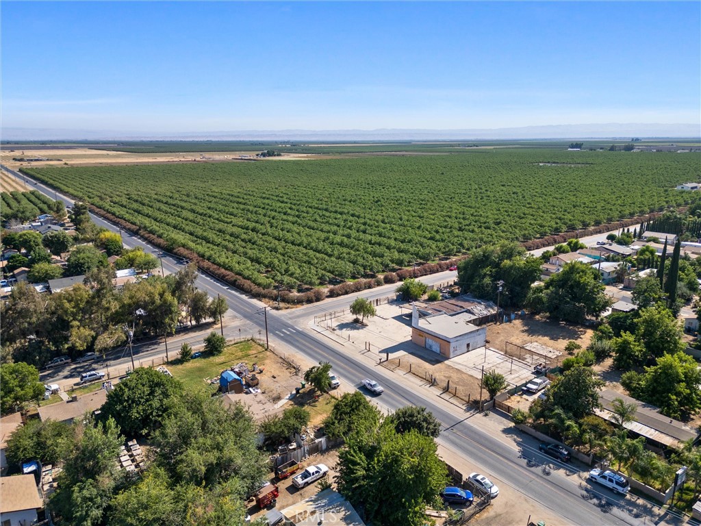 18499 Shafter Avenue Property Photo 13