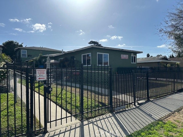 3382 Los Flores Avenue Property Photo 1