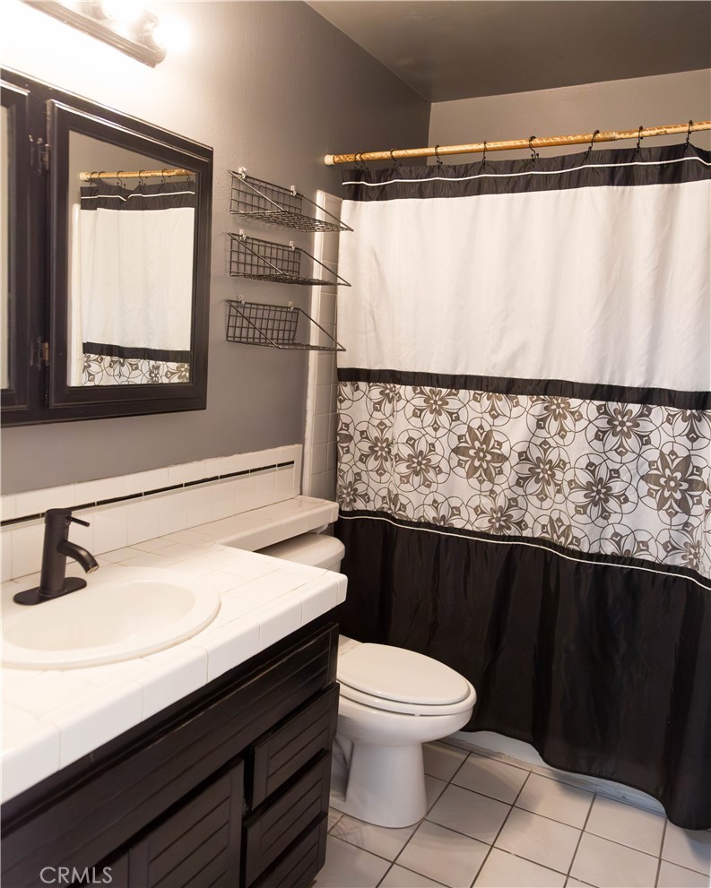 8554 Owensmouth Avenue Property Photo 13