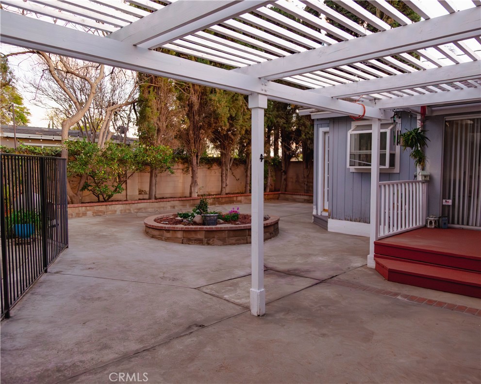8554 Owensmouth Avenue Property Photo 20