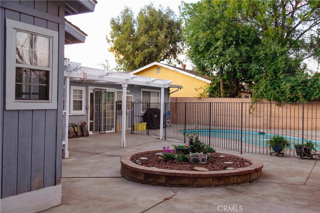 8554 Owensmouth Avenue Property Photo 24
