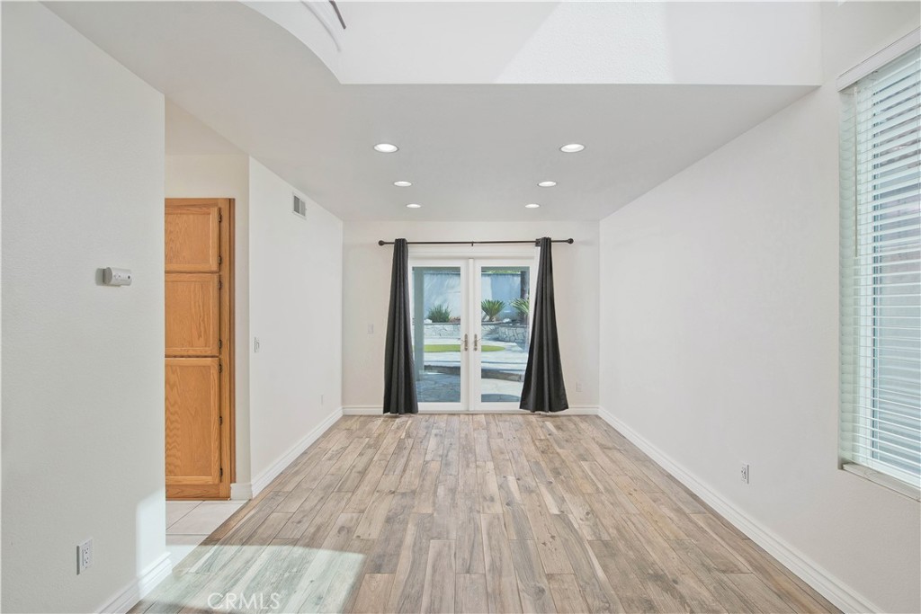 9788 Balaton Street Property Photo 11