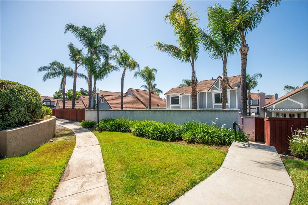9788 Balaton Street Property Photo 38