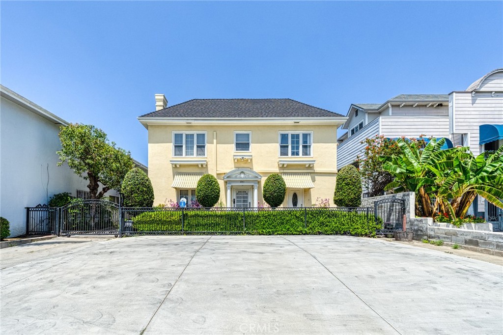 851 Crenshaw Boulevard Property Photo 1