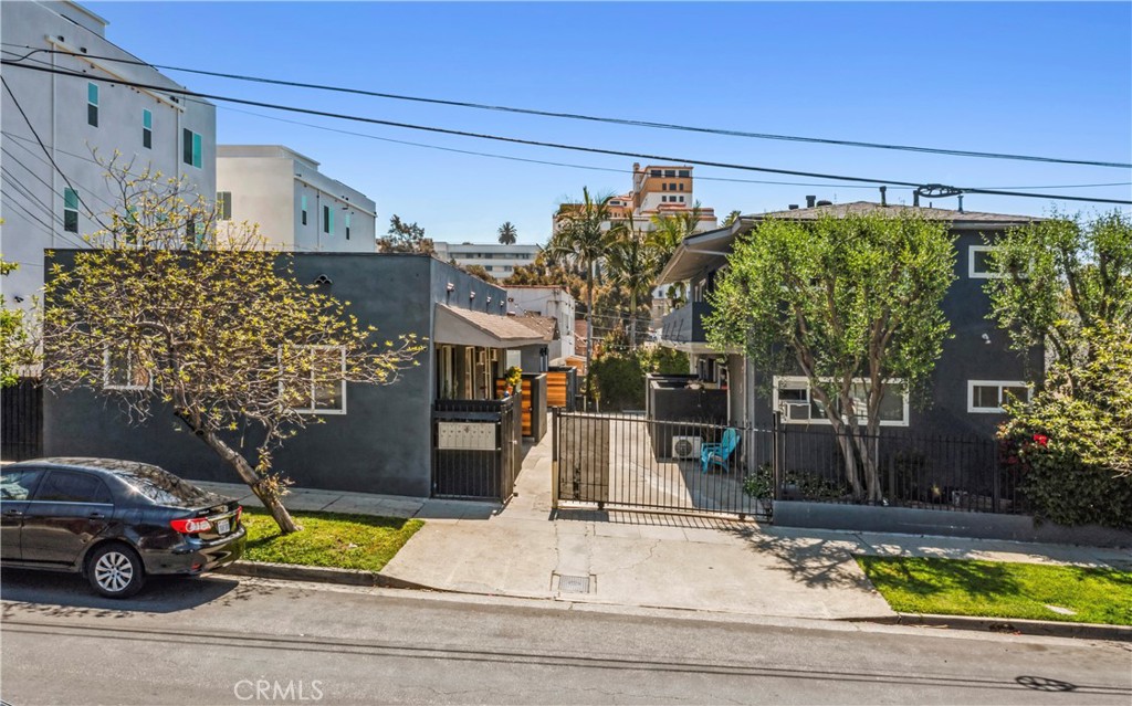 608 N Rampart Boulevard Property Photo 1