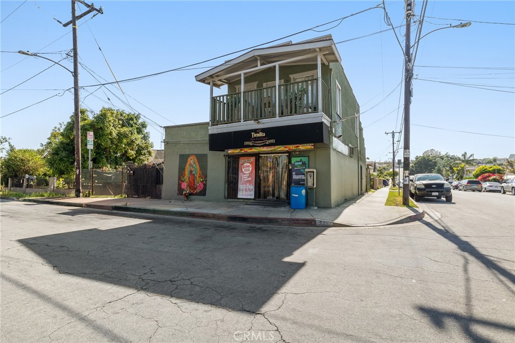 601 S Record Avenue Property Photo 1
