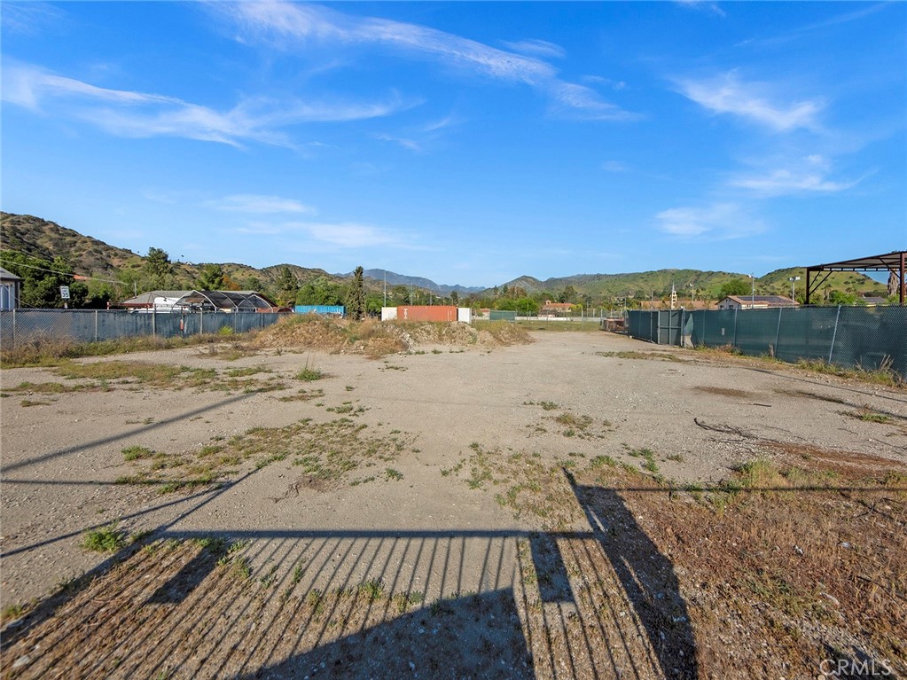 9040 Sunland Boulevard Property Photo 13