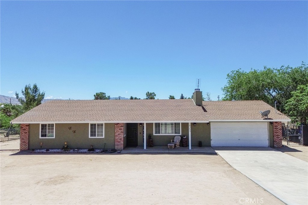 18353 Hackberry Street Property Photo 1