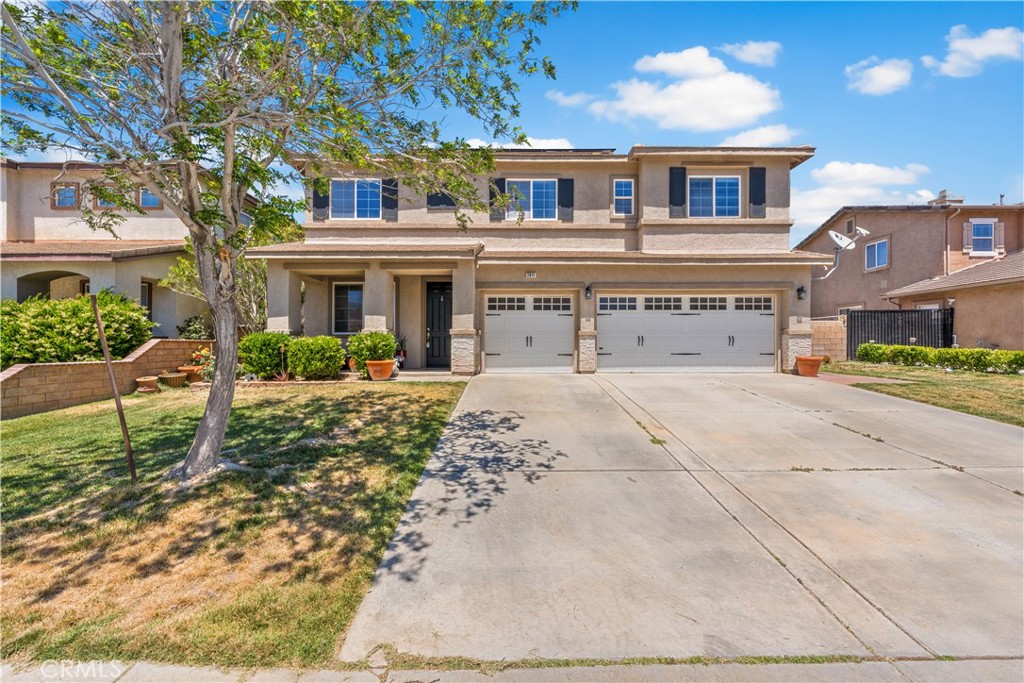 2811 Bouquet Lane Property Photo 1