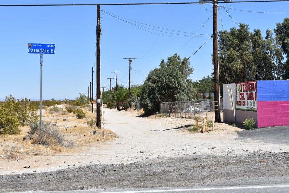 8700 E Palmdale Boulevard Property Photo 2