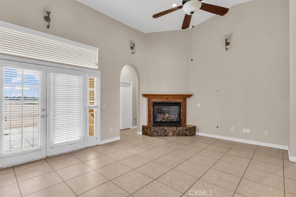 17322 Danbury Avenue Property Photo 10