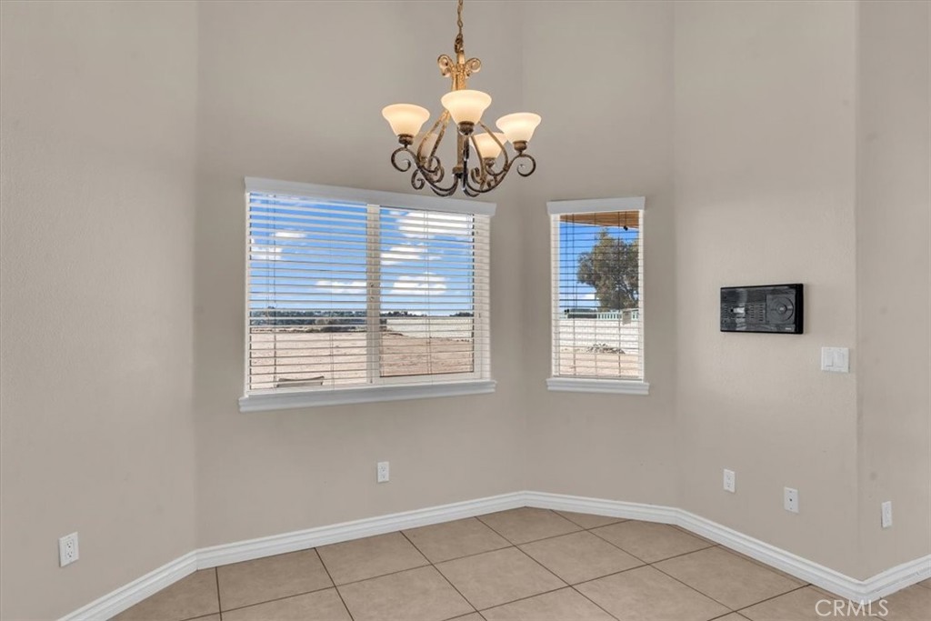 17322 Danbury Avenue Property Photo 14