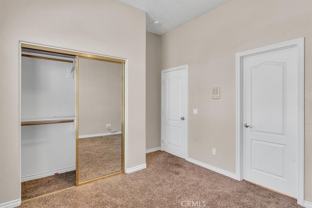 17322 Danbury Avenue Property Photo 15