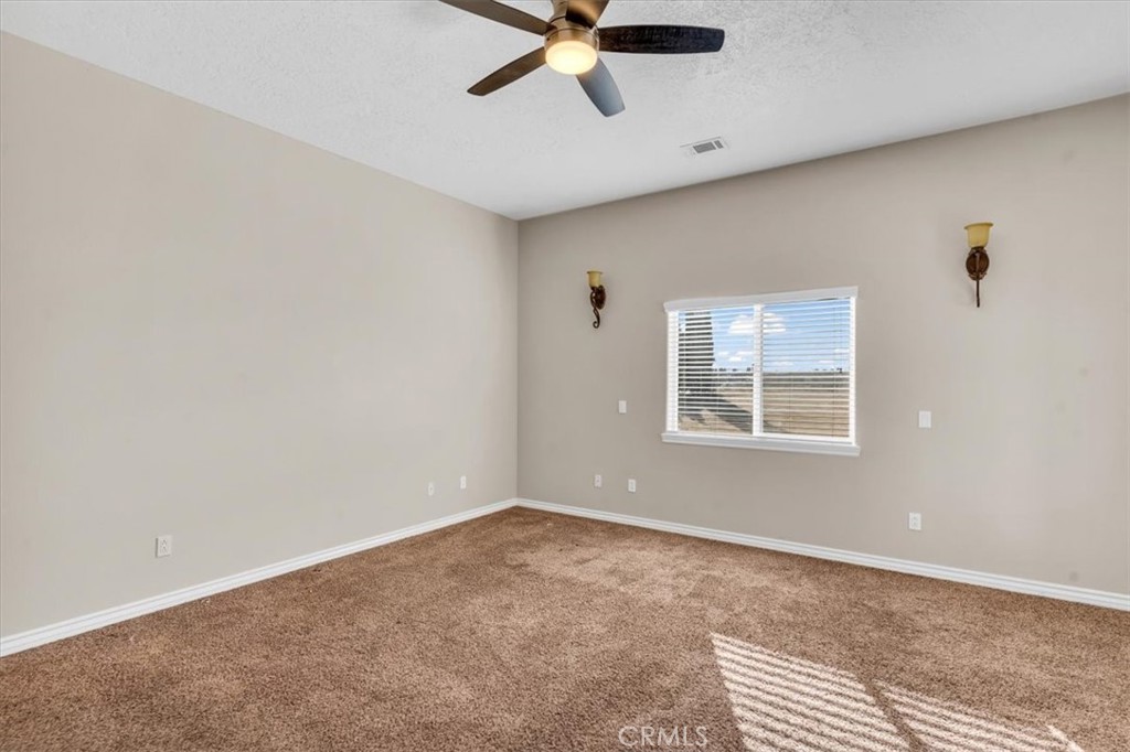 17322 Danbury Avenue Property Photo 20