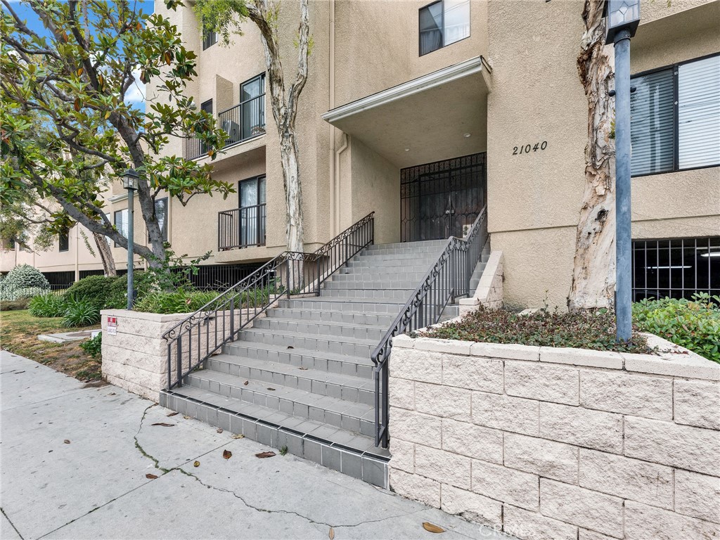 21040 Parthenia Street 20 Property Photo 1