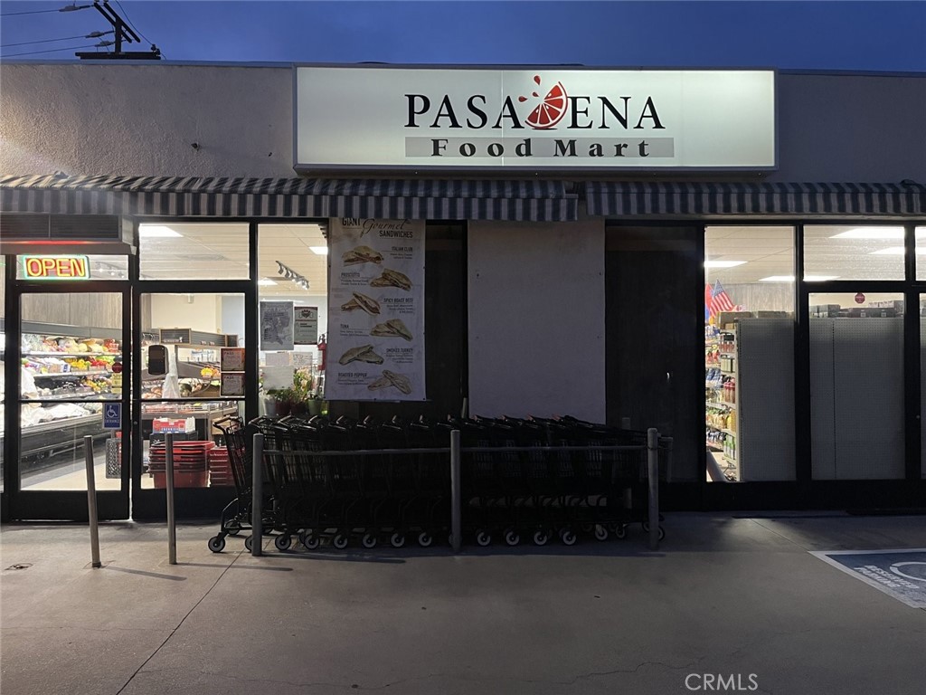 1511 E Washington Boulevard Property Photo 1
