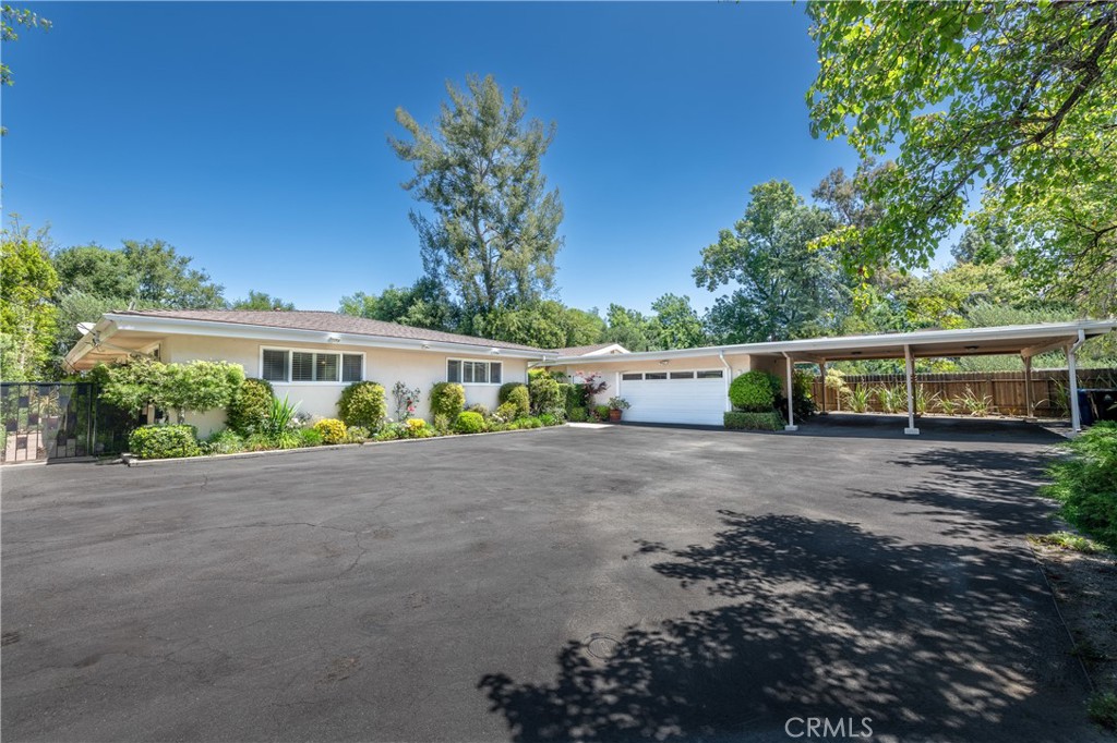 16303 Meadowridge Road Property Photo 1