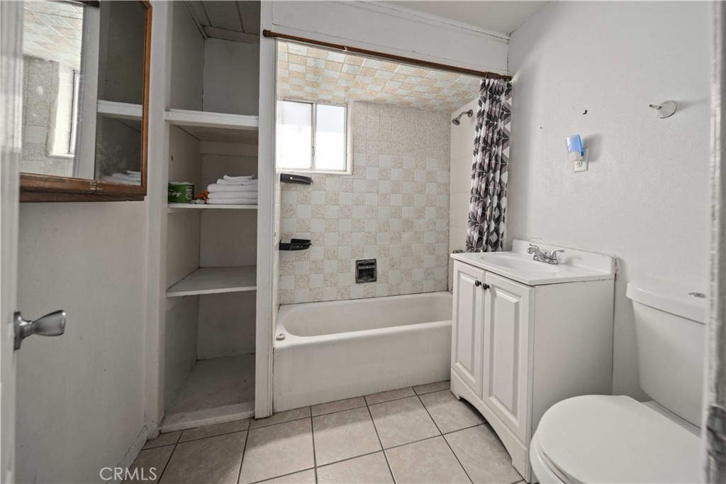 7251 Pearblossom Property Photo 26