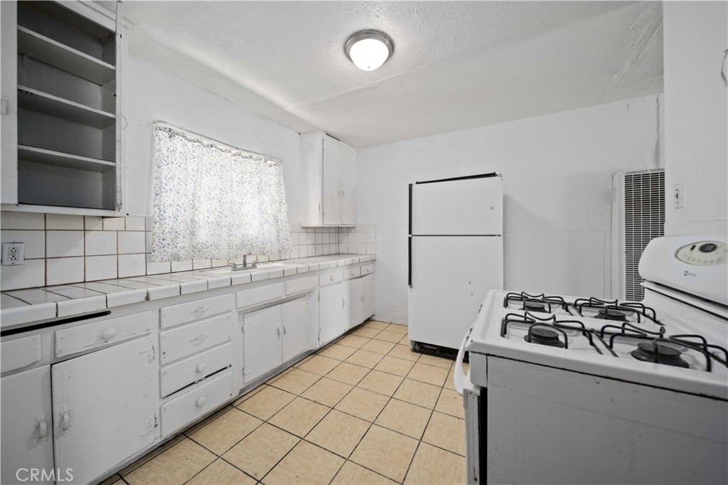 7251 Pearblossom Property Photo 32