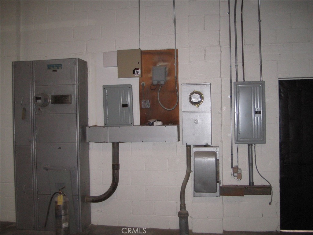 550 W Garfield Avenue Property Photo 4