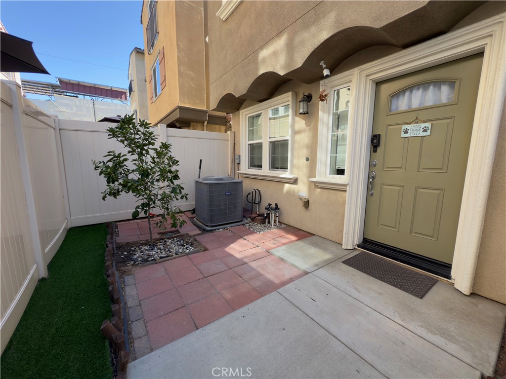 22111 Main Street 6 Property Photo 1