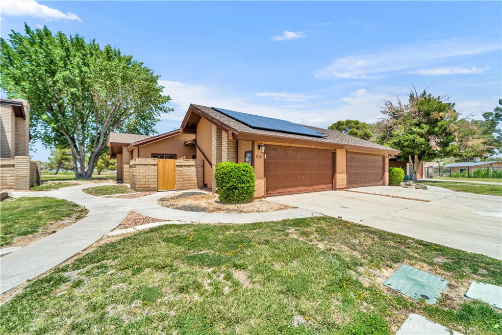 21321 Conklin Court Property Photo 1