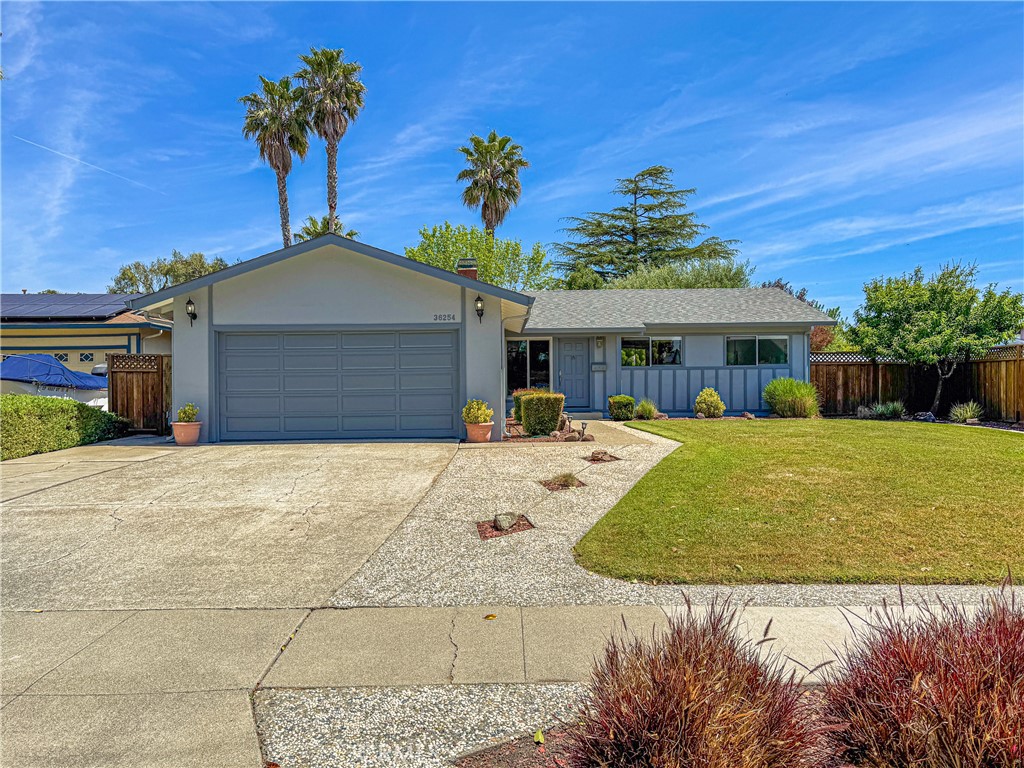 36254 Bettencourt Street Property Photo 1