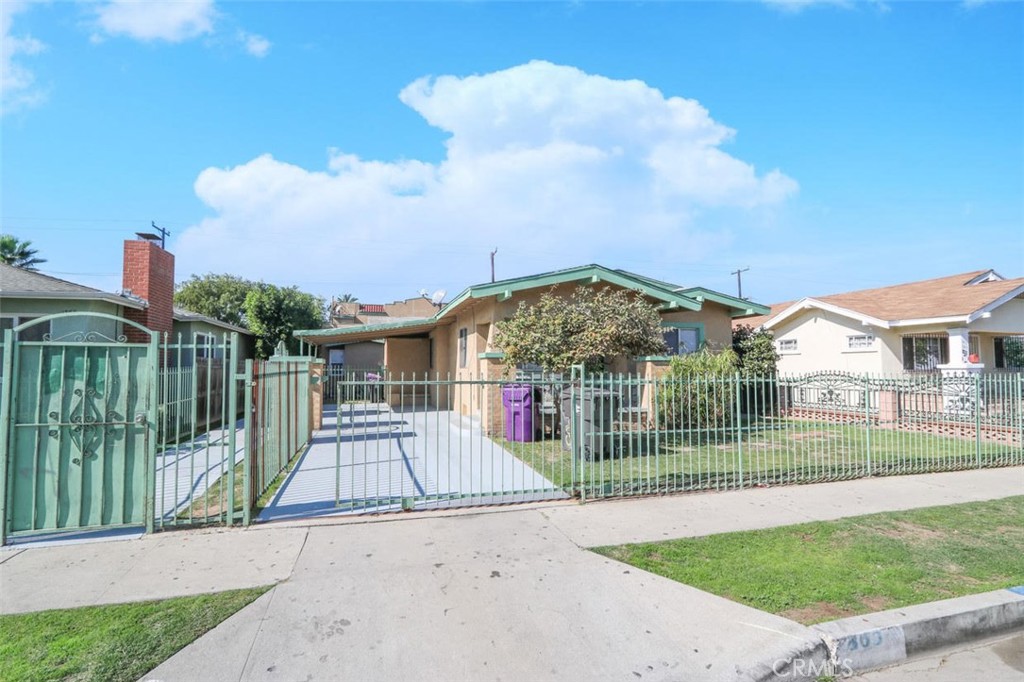 1403 Lemon Avenue Property Photo 2