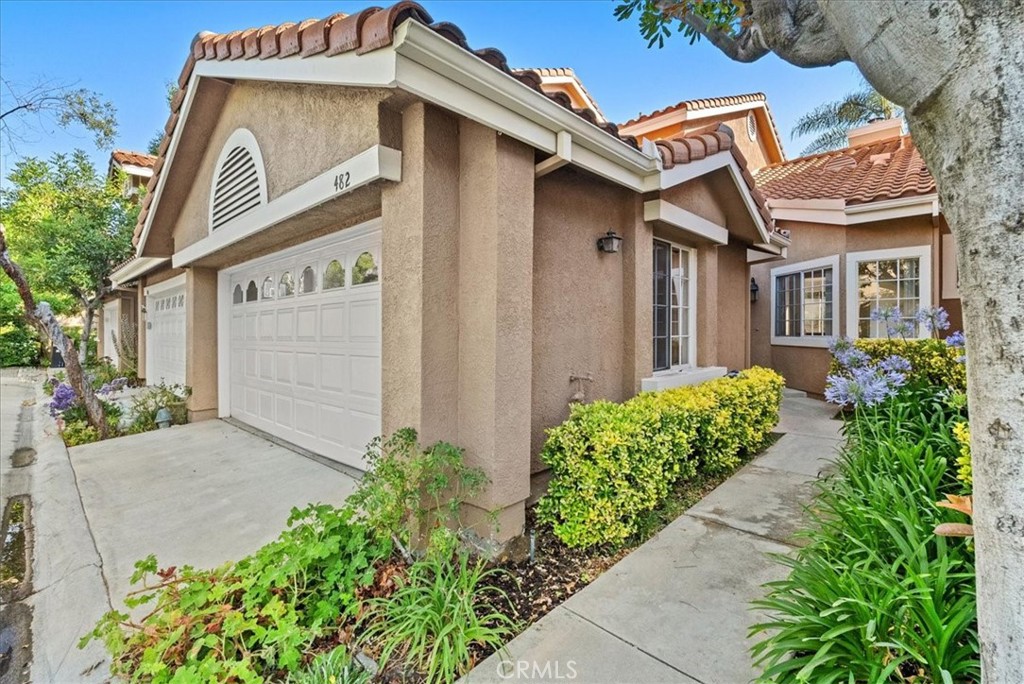 482 Belcaro Way Property Photo 1