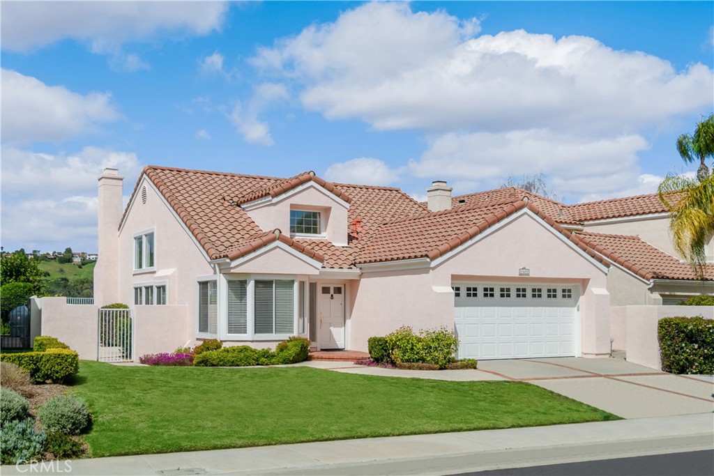 24653 Vista Cerritos Property Photo 1
