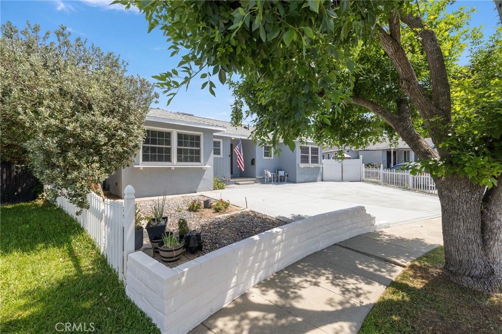 11012 Montgomery Avenue