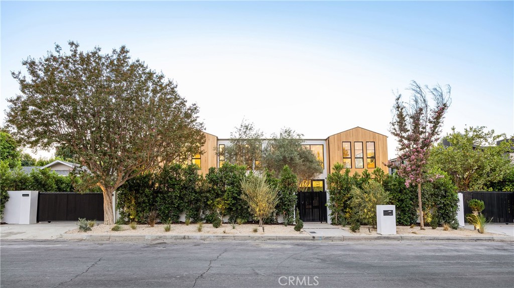 5461 Bothwell Road Property Photo 47