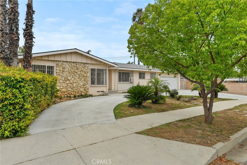 10120 Andasol Avenue Property Photo 1