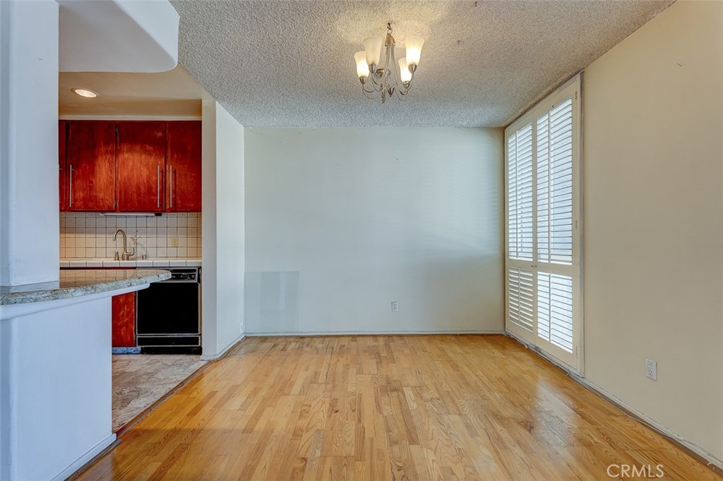 5454 Zelzah Avenue 215 Property Photo 6