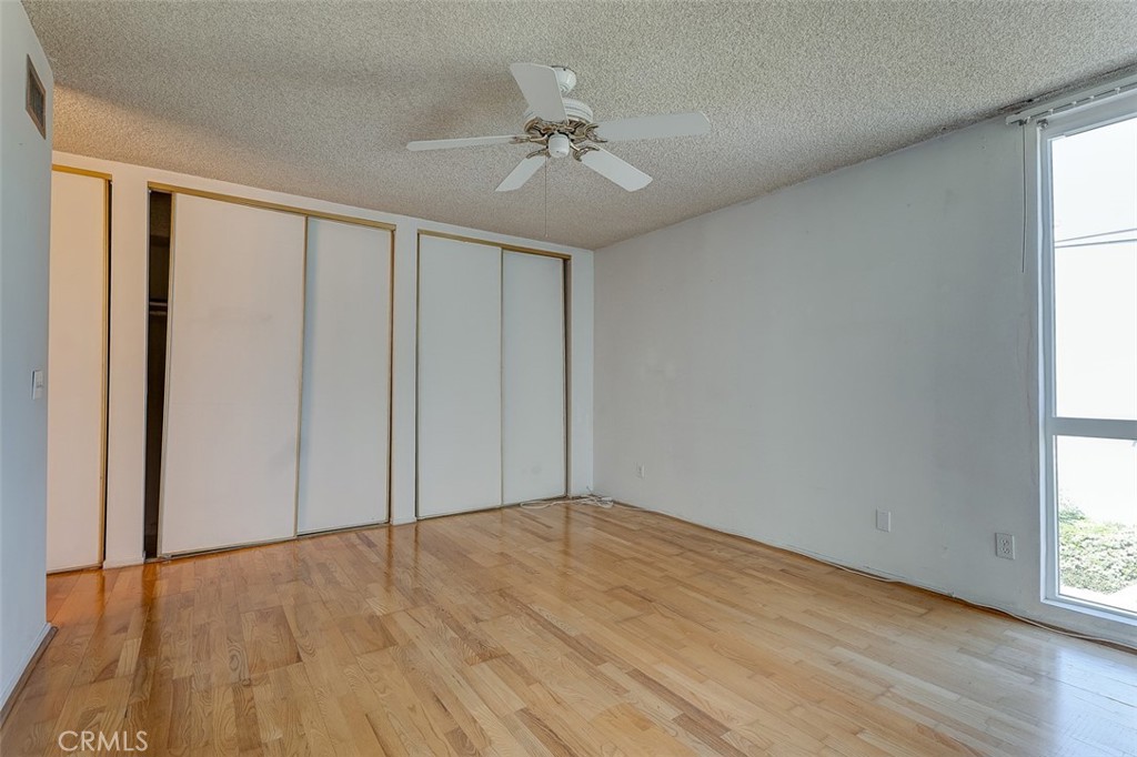 5454 Zelzah Avenue 215 Property Photo 11