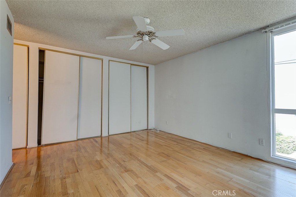 5454 Zelzah Avenue 215 Property Photo 12