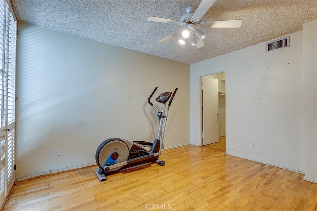 5454 Zelzah Avenue 215 Property Photo 18