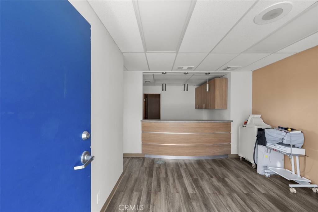 8719 Woodley Avenue Property Photo 1