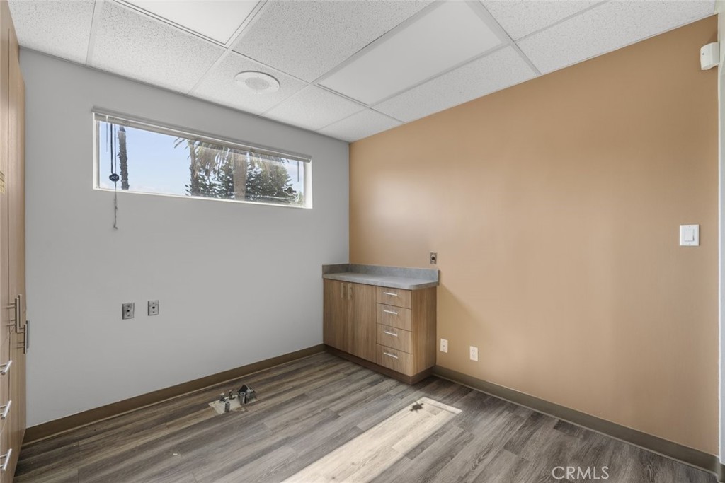 8719 Woodley Avenue Property Photo 16