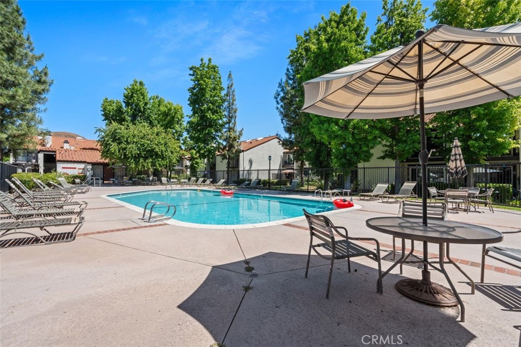 5622 Las Virgenes Road 12