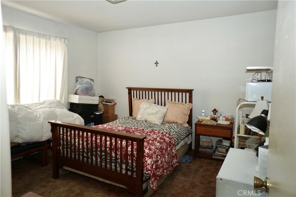 1250 Gordon Street Property Photo 9