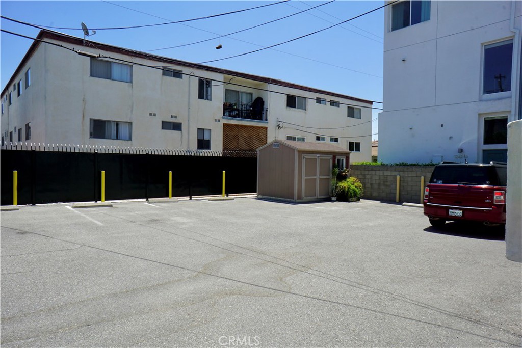 1250 Gordon Street Property Photo 18