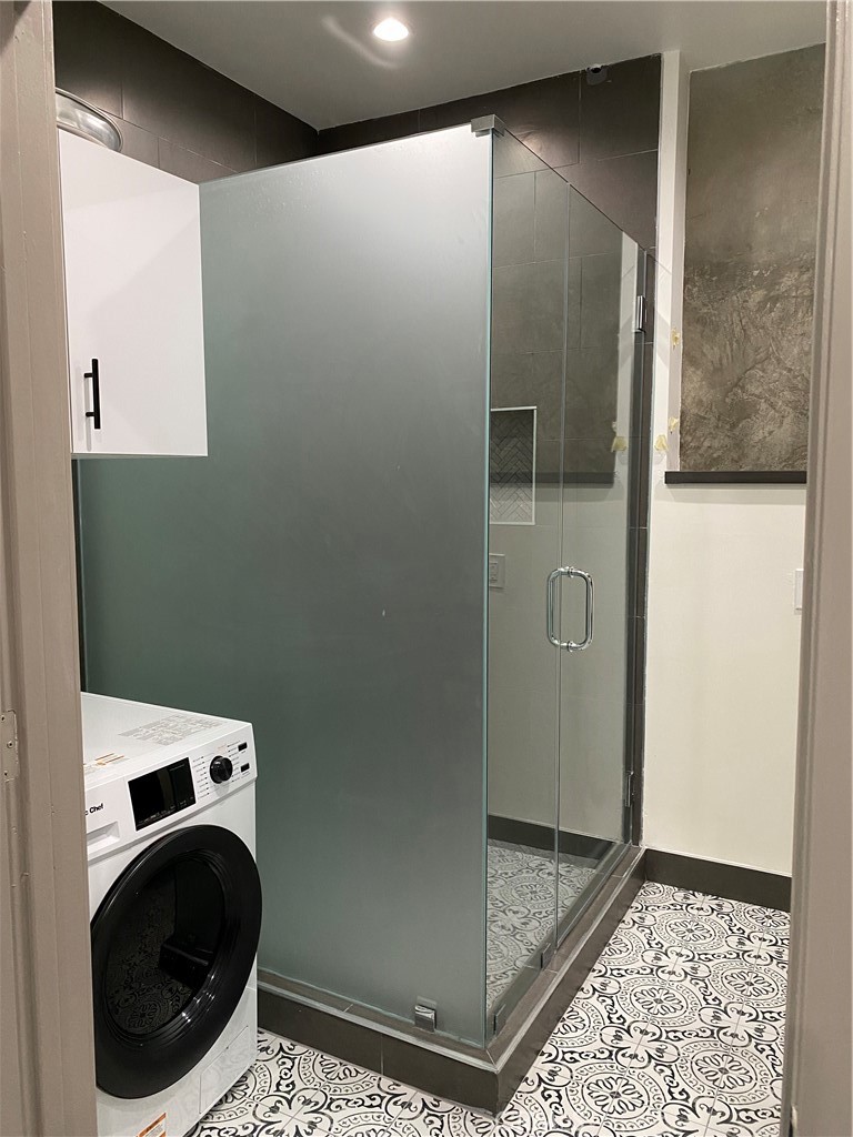 2211 1/2 Hyperion Avenue Property Photo 10