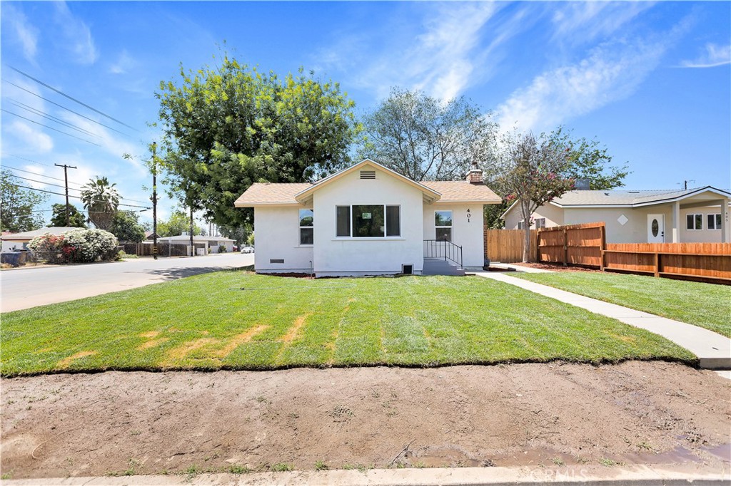 401 Cypress Street Property Photo 1