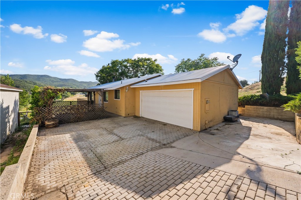 14526 Hardtree Drive Property Photo 1