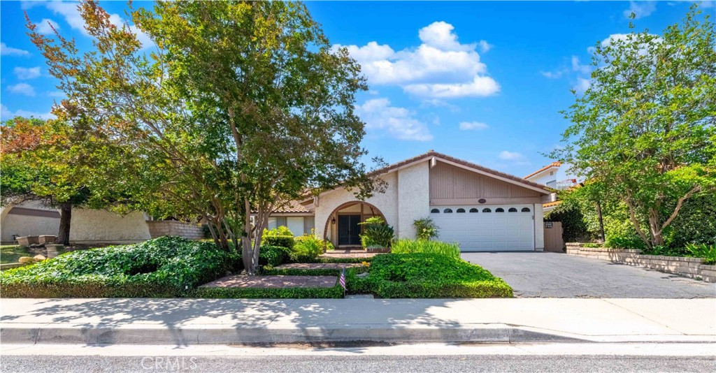 28752 Pisces Street Property Photo 1